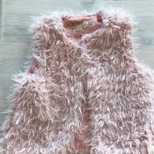 Little girl Pink fury vest